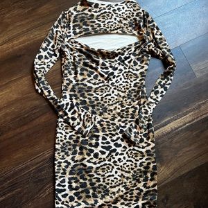 NW long sleeve cheetah dress with front opening